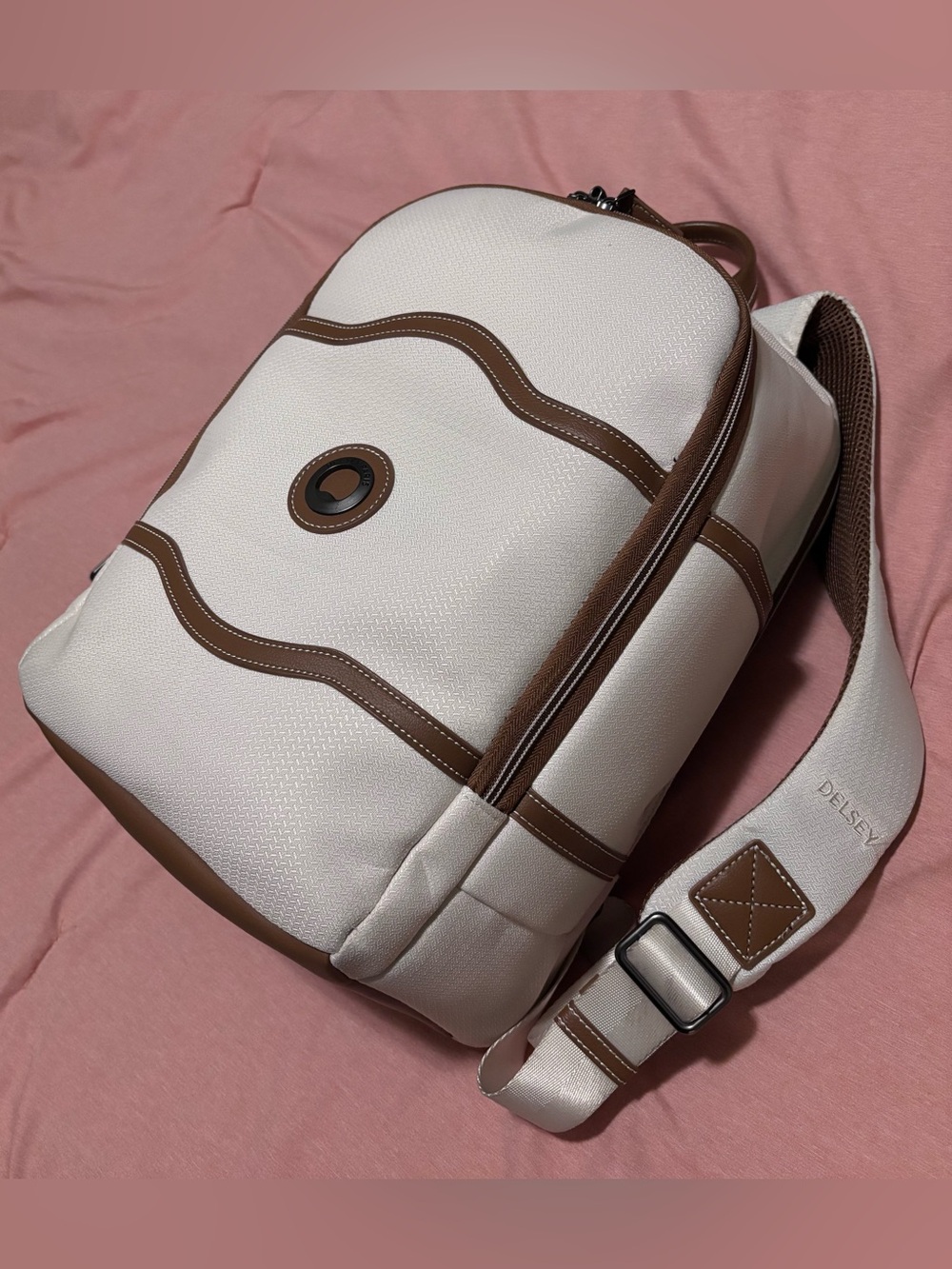DELSEY Paris Chatelet Air 2.0 Laptop Backpack – Angora (White/ Cream) - Picture 7 of 16